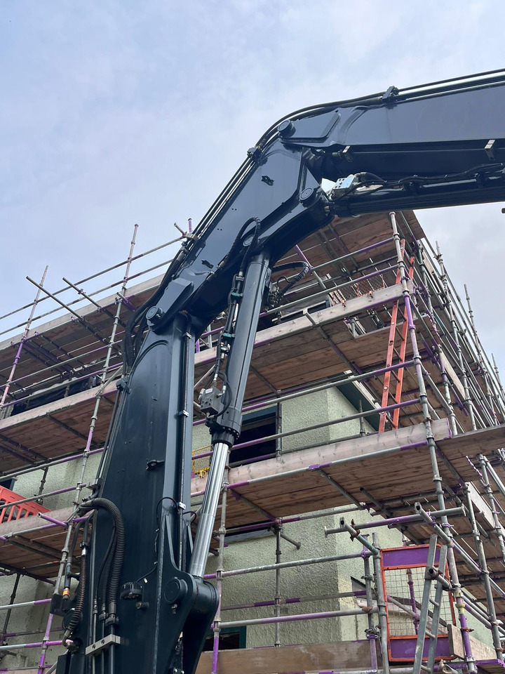 Гусеничный экскаватор Hyundai HX235 LCR DZ 15M High Reach: фото 8