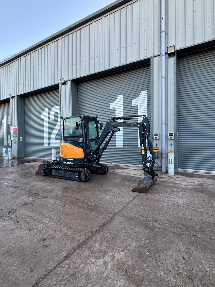 Мини-экскаватор Hyundai HX25AZ: фото 7 Мини-экскаватор Hyundai HX25AZ: фото 7