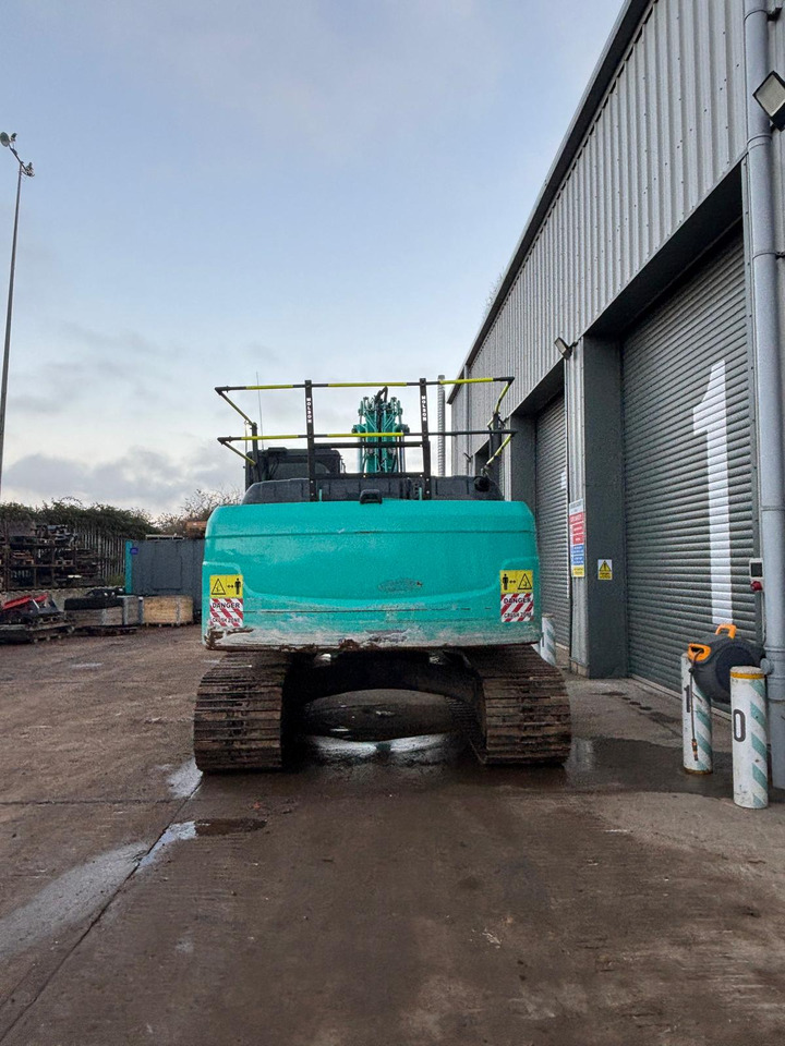 Kobelco SK210LC-10 - Гусеничный экскаватор: фото 4 Kobelco SK210LC-10 - Гусеничный экскаватор: фото 4