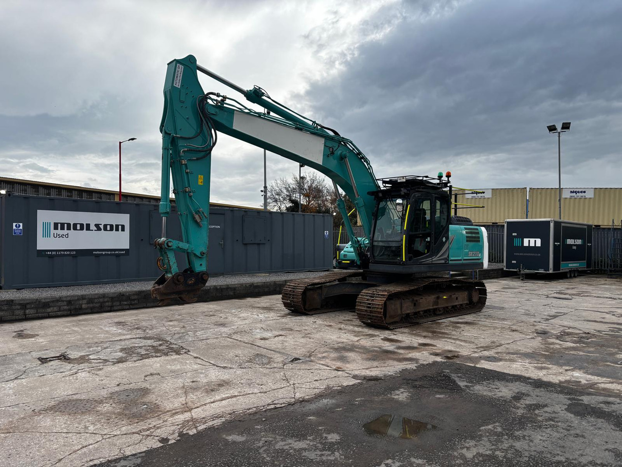 Kobelco SK210LC-11 - Гусеничный экскаватор: фото 1 Kobelco SK210LC-11 - Гусеничный экскаватор: фото 1