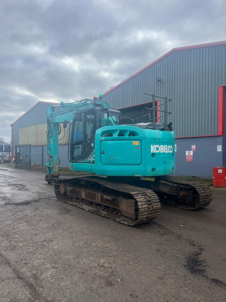 Kobelco SK230SRLC-5E - Гусеничный экскаватор: фото 3 Kobelco SK230SRLC-5E - Гусеничный экскаватор: фото 3
