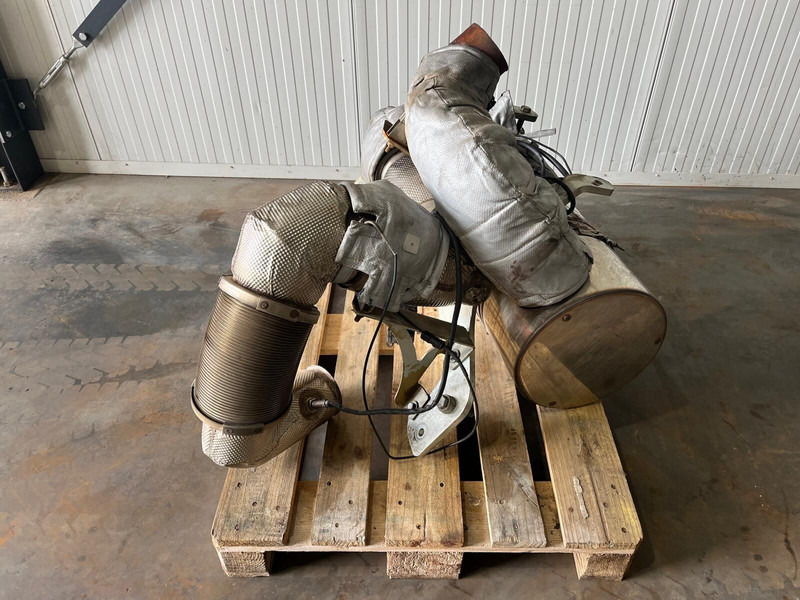 Глушитель/ Выхлопная система Liebherr: фото 12