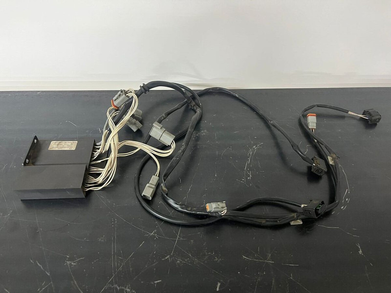 Liebherr - Блок управления: фото 2 Liebherr - Блок управления: фото 2