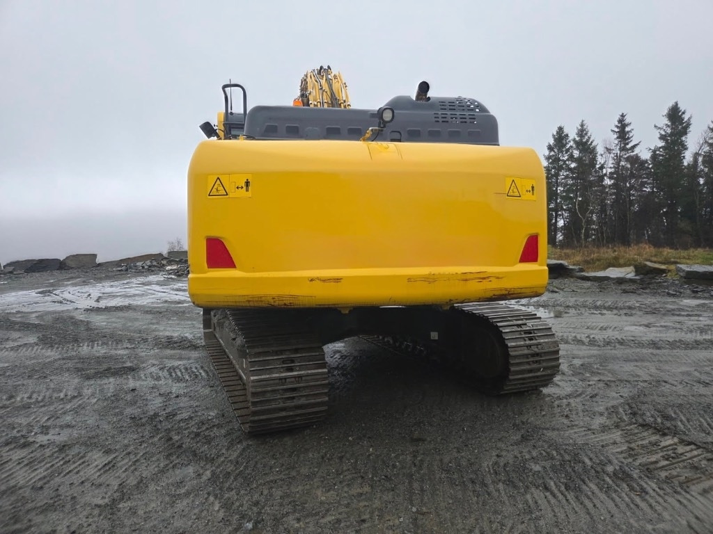 Komatsu PC210LC-11E0 - Гусеничный экскаватор: фото 5 Komatsu PC210LC-11E0 - Гусеничный экскаватор: фото 5