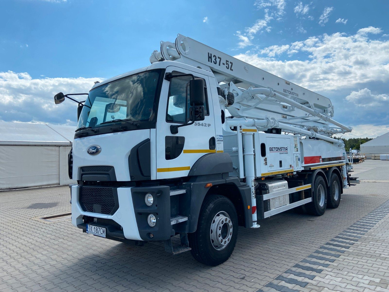 Ford 3542 P BETONSTAR H37.-14 5Z - Автобетононасос: фото 2 Ford 3542 P BETONSTAR H37.-14 5Z - Автобетононасос: фото 2