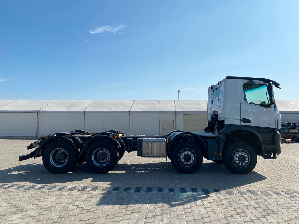 Mercedes-Benz AROCS 4248 8x4 - Грузовик-шасси: фото 4 Mercedes-Benz AROCS 4248 8x4 - Грузовик-шасси: фото 4
