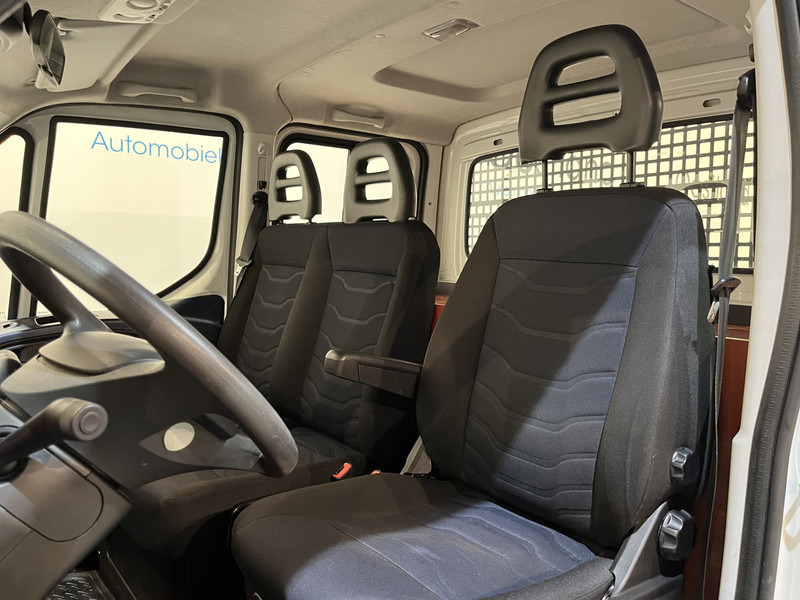 Малотоннажный бортовой грузовик Iveco Daily 35S18D 3.0 375 Automaat Open Laadbak / Hiab Kraan / Euro 6 / Trekhaak 3500 KG / Airco / Camera / Navigatie / 3-Zits / 67.000 KM !!: фото 8