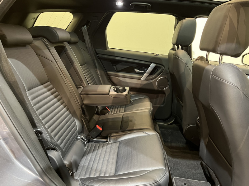 Land Rover Discovery Sport P300e 1.5 SE AWD PHEV / Camera / Leder / Pano / Meridian / Elekt. Stoelen / 56.800 KM !! - Внедорожник: фото 5 Land Rover Discovery Sport P300e 1.5 SE AWD PHEV / Camera / Leder / Pano / Meridian / Elekt. Stoelen / 56.800 KM !! - Внедорожник: фото 5