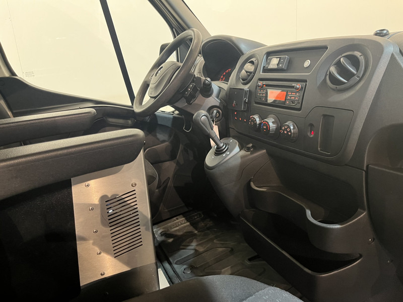 Opel Movano 2.3 CDTI BiTurbo L1H2 170 PK Automaat Servicebus / Bott Inrichting / Euro 6 / 220V. / Airco / Cruise Control / Camera / - Цельнометаллический фургон: фото 4 Opel Movano 2.3 CDTI BiTurbo L1H2 170 PK Automaat Servicebus / Bott Inrichting / Euro 6 / 220V. / Airco / Cruise Control / Camera / - Цельнометаллический фургон: фото 4