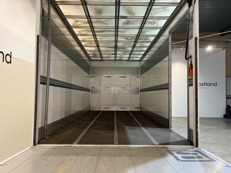 Iveco Daily 35S18 3.0 BE Clixtar Automaat Bakwagen met Laadklep / Laadvermogen 3.060 KG / Euro 6 / Luchtvering / Airco / Camera / CarPlay / Cruise Control / - Тягач: фото 5 Iveco Daily 35S18 3.0 BE Clixtar Automaat Bakwagen met Laadklep / Laadvermogen 3.060 KG / Euro 6 / Luchtvering / Airco / Camera / CarPlay / Cruise Control / - Тягач: фото 5