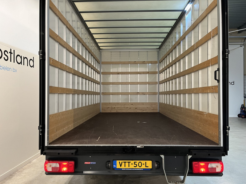 Volkswagen Crafter 35 2.0 TDI 140 pk Bakwagen 2.41 Mtr. H / Meubelbak / Euro 6 / Airco / Cruise Control / CarPlay / 23.400 KM !! - Малотоннажный фургон: фото 5 Volkswagen Crafter 35 2.0 TDI 140 pk Bakwagen 2.41 Mtr. H / Meubelbak / Euro 6 / Airco / Cruise Control / CarPlay / 23.400 KM !! - Малотоннажный фургон: фото 5