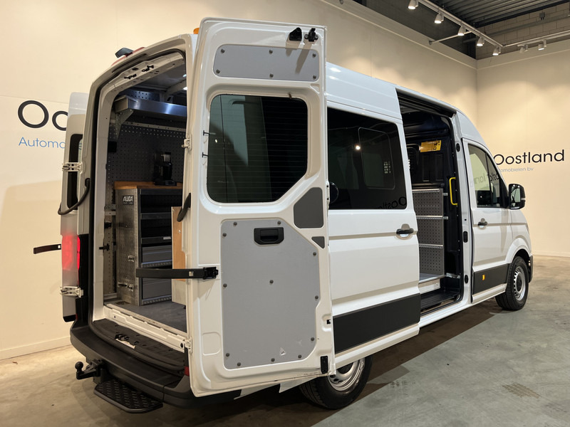 Volkswagen Crafter 35 2.0 TDI L3H3 140 PK RWD Servicebus / Aluca Inrichting / Euro 6 / Trekhaak 3000 KG / Airco / Camera / Navigatie / CarPlay - Цельнометаллический фургон: фото 2 Volkswagen Crafter 35 2.0 TDI L3H3 140 PK RWD Servicebus / Aluca Inrichting / Euro 6 / Trekhaak 3000 KG / Airco / Camera / Navigatie / CarPlay - Цельнометаллический фургон: фото 2