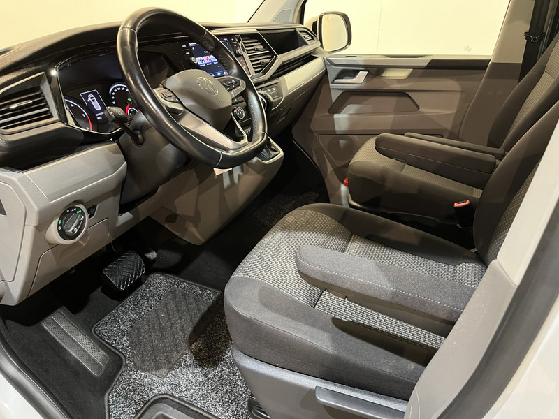 Volkswagen Transporter 2.0 TDI L2H1 30 DC Dubbel Cabine 150 PK Automaat / Euro 6 / Airco / Cruise Control / Camera / CarPlay / Trekhaak / Navigatie / Klep - Легковой фургон, Грузопассажирский фургон: фото 5 Volkswagen Transporter 2.0 TDI L2H1 30 DC Dubbel Cabine 150 PK Automaat / Euro 6 / Airco / Cruise Control / Camera / CarPlay / Trekhaak / Navigatie / Klep - Легковой фургон, Грузопассажирский фургон: фото 5