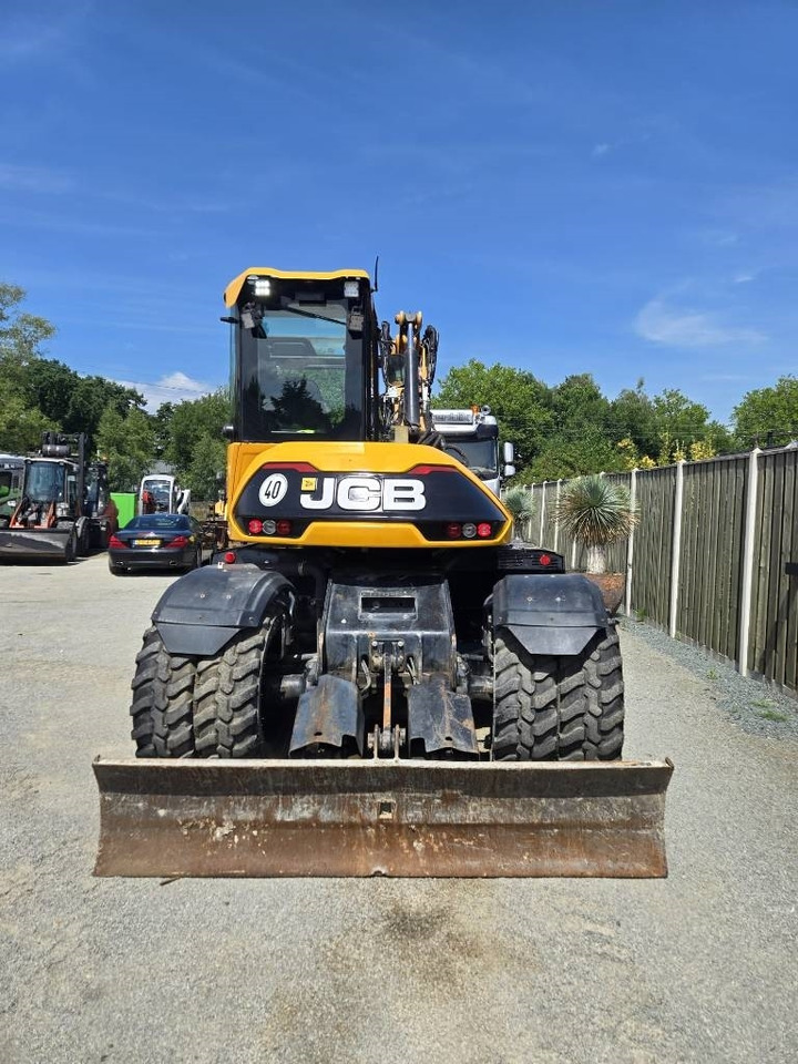 JCB 110 W - Колёсный экскаватор: фото 3 JCB 110 W - Колёсный экскаватор: фото 3