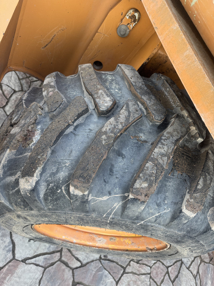 Колёсный экскаватор Case WX145: фото 6