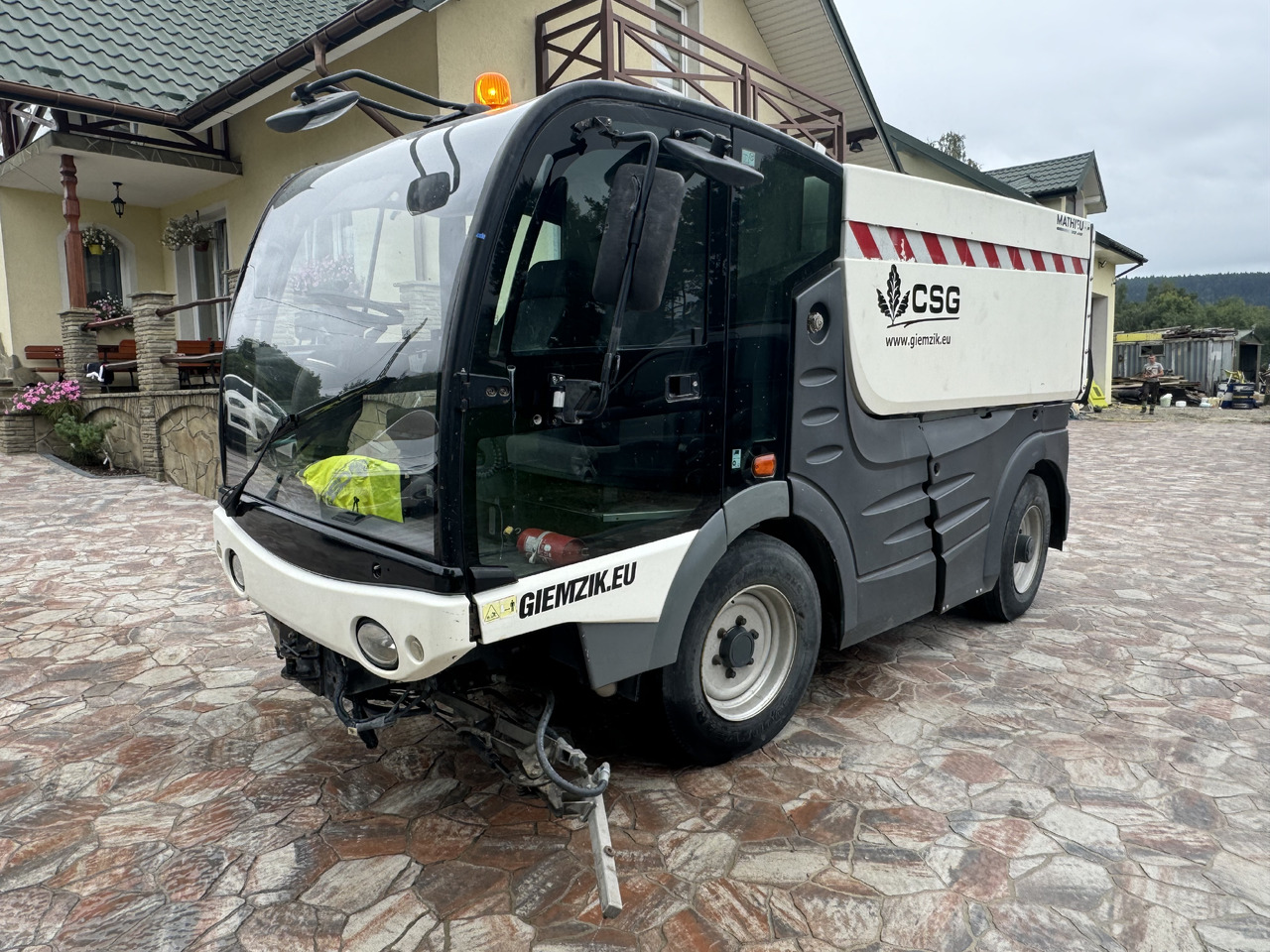 MATHIEU Grand Aquadyne 4000 water truck sprayer HP washer - Подметально-уборочная машина: фото 5 MATHIEU Grand Aquadyne 4000 water truck sprayer HP washer - Подметально-уборочная машина: фото 5