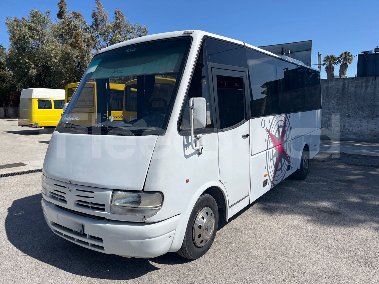 Iveco 59E12 - Микроавтобус, Пассажирский фургон: фото 4 Iveco 59E12 - Микроавтобус, Пассажирский фургон: фото 4