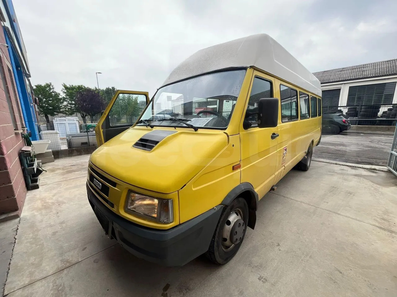 Iveco A45E10 - Школьный автобус: фото 3 Iveco A45E10 - Школьный автобус: фото 3