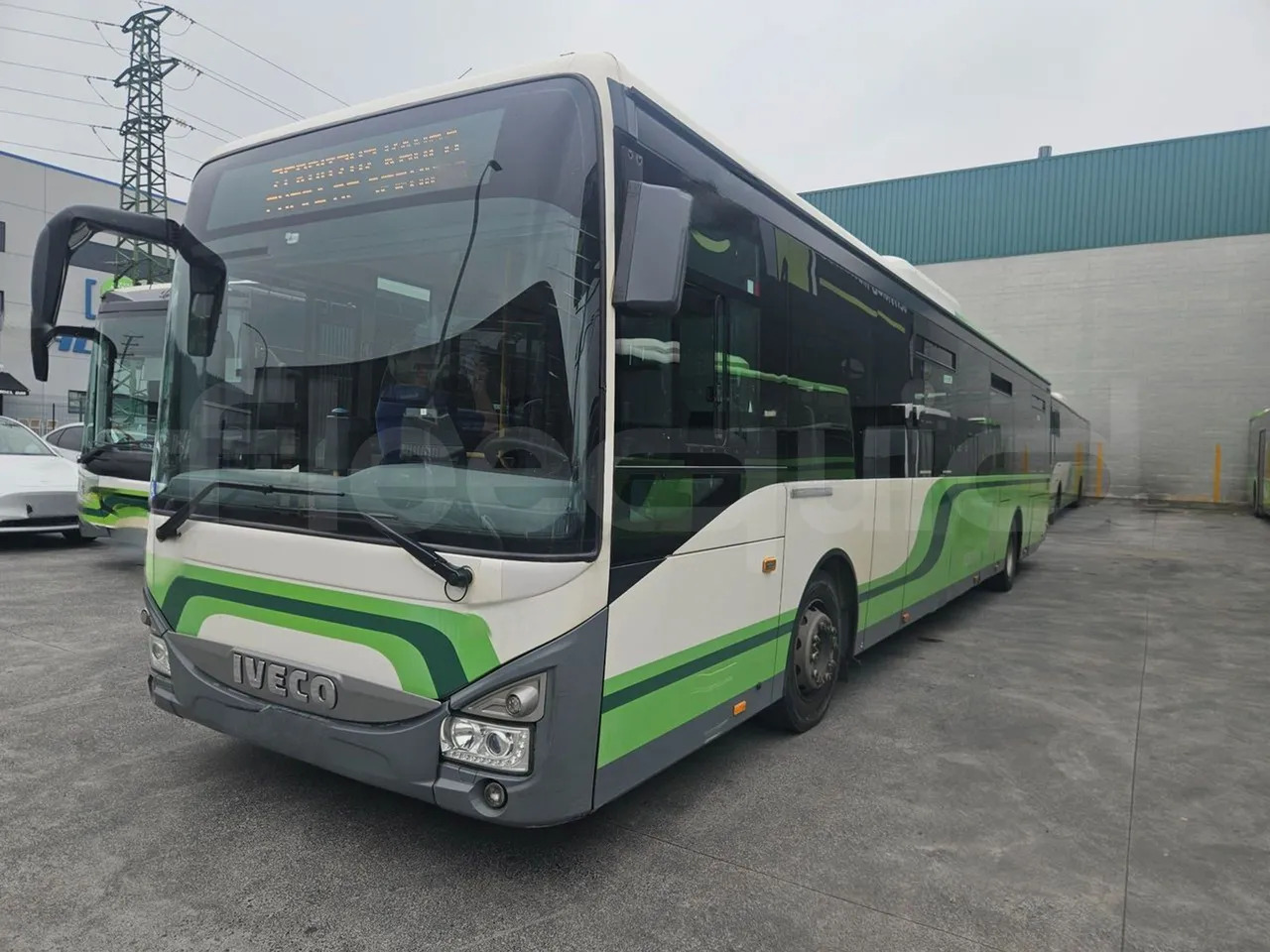 Iveco Crossway Low Entry - Городской автобус: фото 4 Iveco Crossway Low Entry - Городской автобус: фото 4