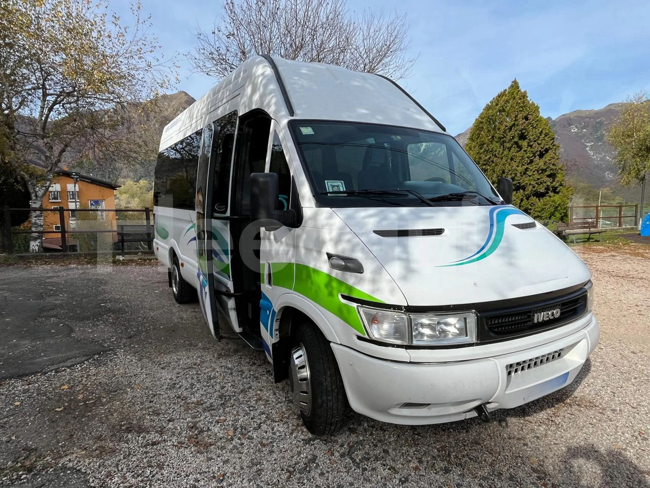 Iveco Daily - Микроавтобус, Пассажирский фургон: фото 1 Iveco Daily - Микроавтобус, Пассажирский фургон: фото 1