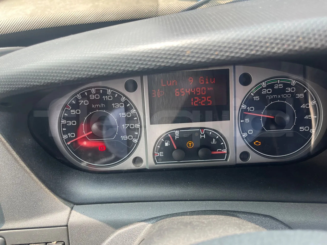 Туристический автобус Iveco Daily: фото 20