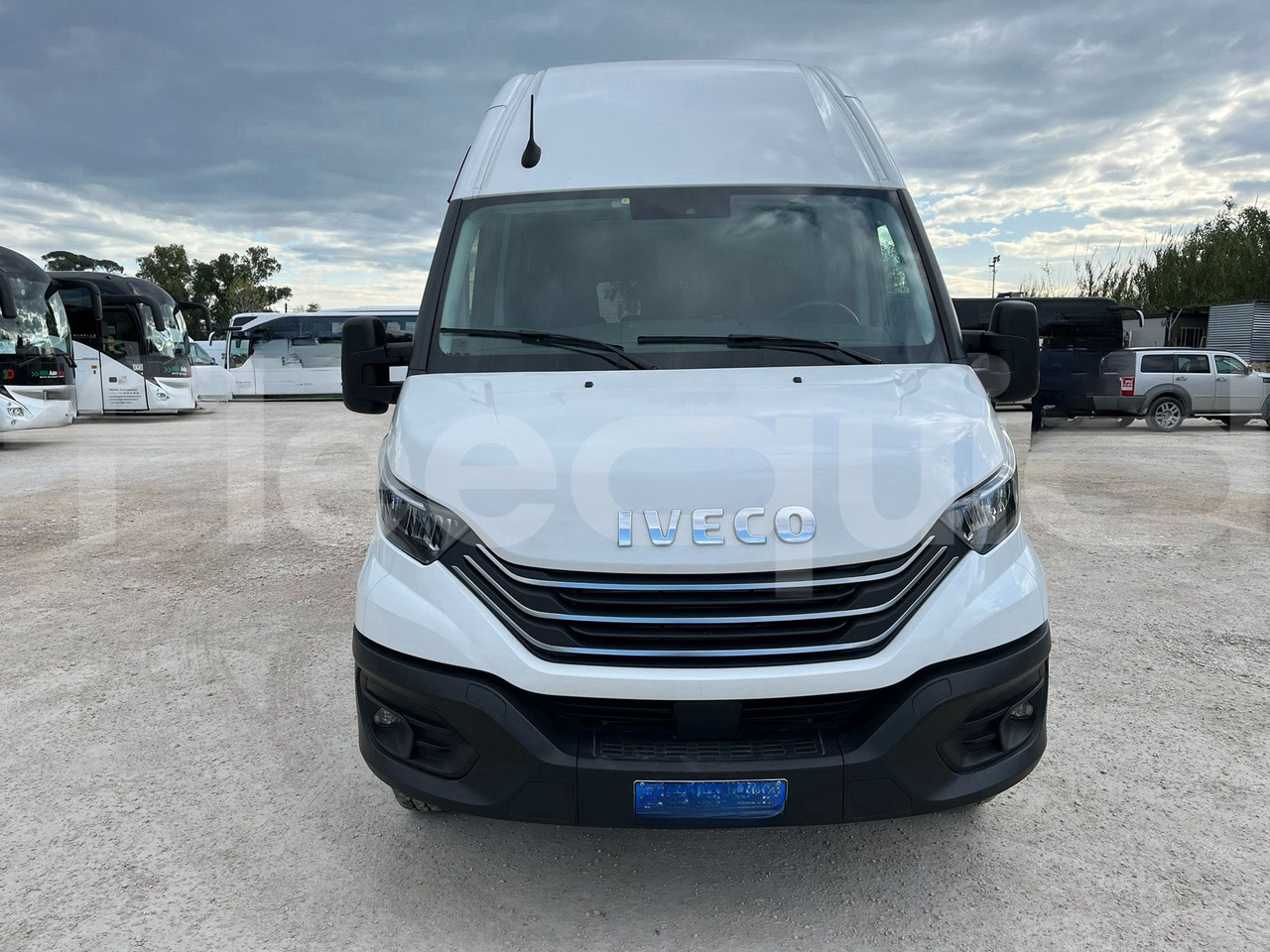 Iveco Daily - Микроавтобус, Пассажирский фургон: фото 1 Iveco Daily - Микроавтобус, Пассажирский фургон: фото 1