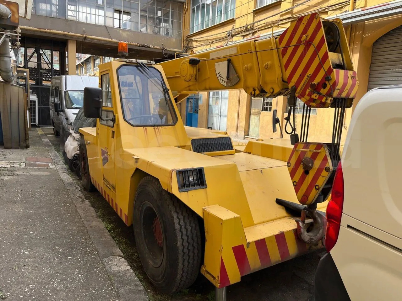 Manghi Gru MTA 160/1 - Мобильный кран: фото 2 Manghi Gru MTA 160/1 - Мобильный кран: фото 2