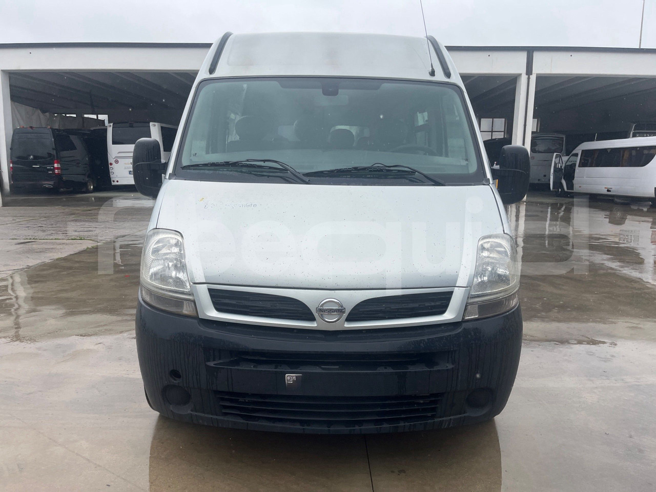 Nissan Interstar - Микроавтобус, Пассажирский фургон: фото 1 Nissan Interstar - Микроавтобус, Пассажирский фургон: фото 1