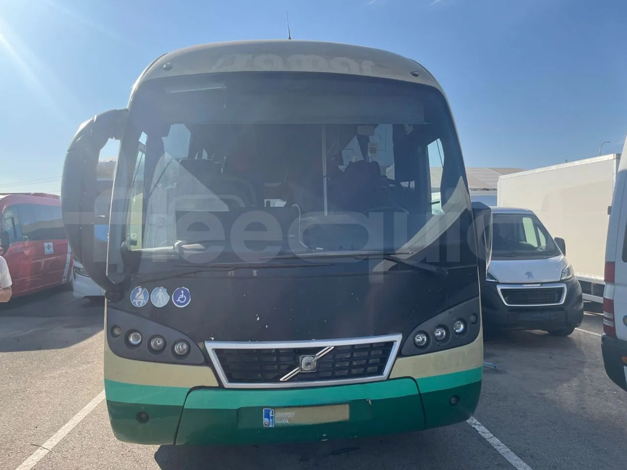 Volvo B12B - Туристический автобус: фото 1 Volvo B12B - Туристический автобус: фото 1