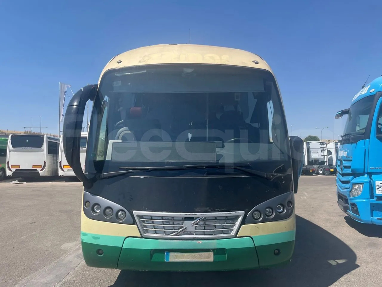 Volvo B12B - Туристический автобус: фото 1 Volvo B12B - Туристический автобус: фото 1