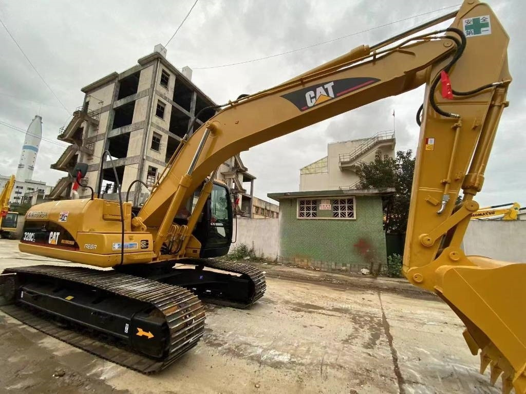 Гусеничный экскаватор CAT 320 C LLR: фото 1