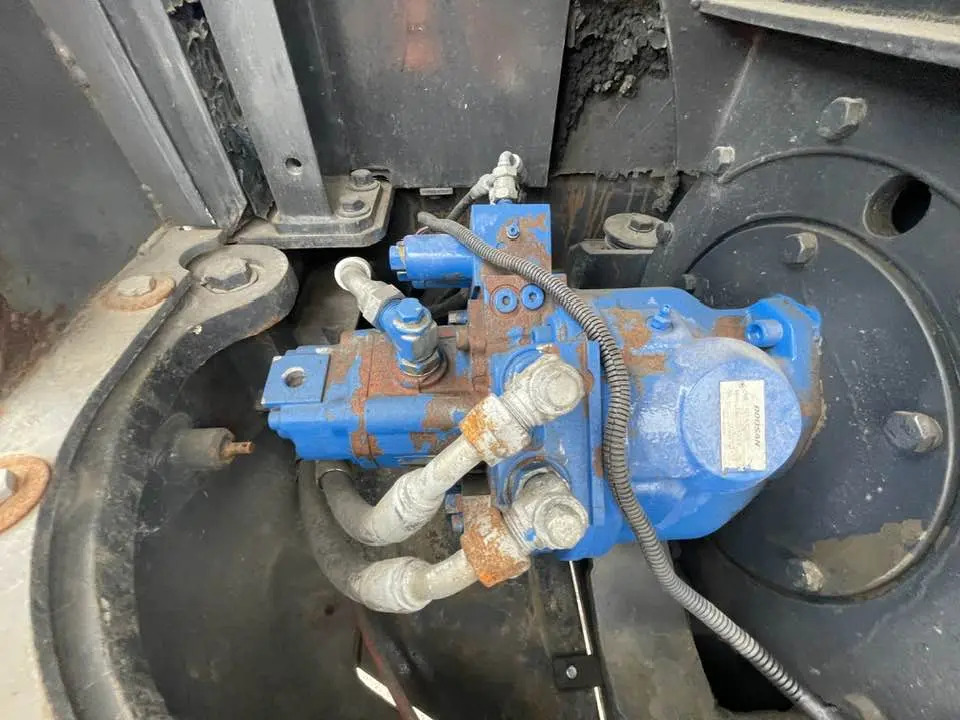 Doosan DH60-7 - Мини-экскаватор: фото 5 Doosan DH60-7 - Мини-экскаватор: фото 5