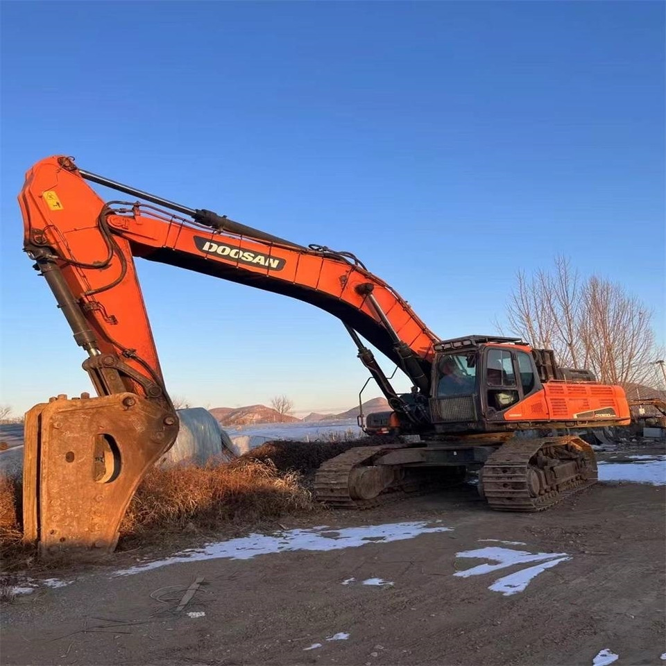 Doosan DX150LC-9C - Гусеничный экскаватор: фото 1 Doosan DX150LC-9C - Гусеничный экскаватор: фото 1