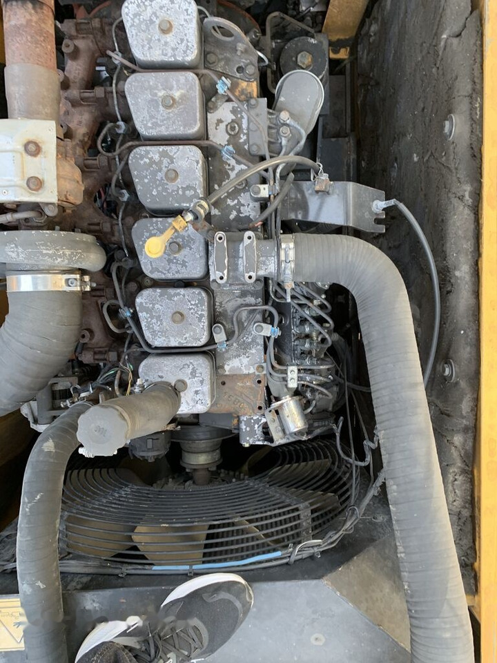 Hyundai R210W-9 - Гусеничный экскаватор: фото 3 Hyundai R210W-9 - Гусеничный экскаватор: фото 3