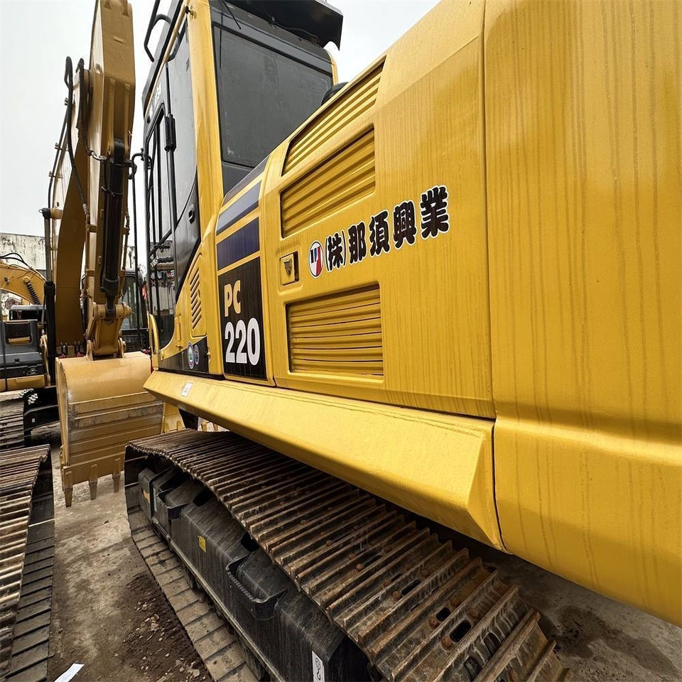 Komatsu PC 200 - Гусеничный экскаватор: фото 5 Komatsu PC 200 - Гусеничный экскаватор: фото 5