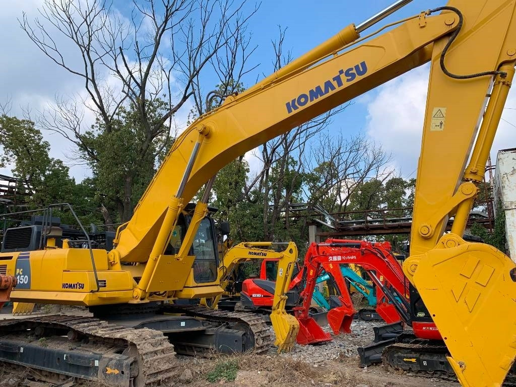Komatsu PC 450 - Гусеничный экскаватор: фото 1 Komatsu PC 450 - Гусеничный экскаватор: фото 1