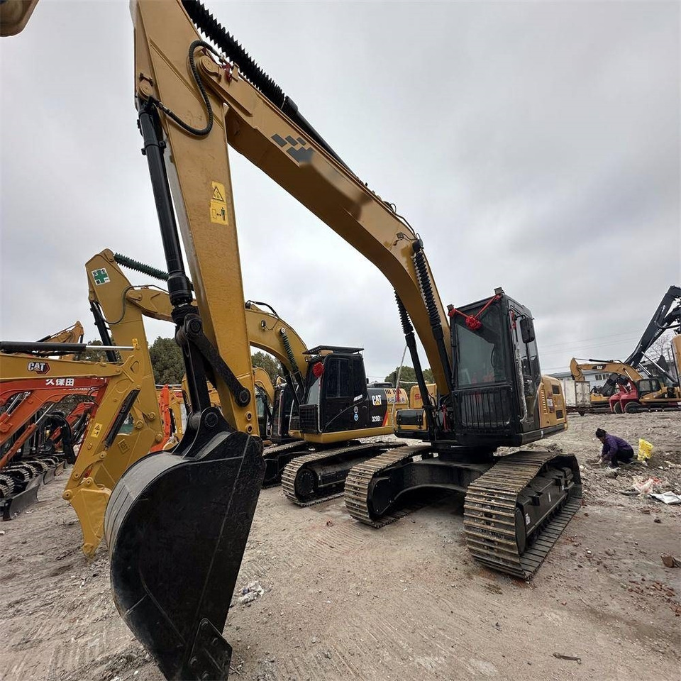 Гусеничный экскаватор Sany SY 215 C: фото 1