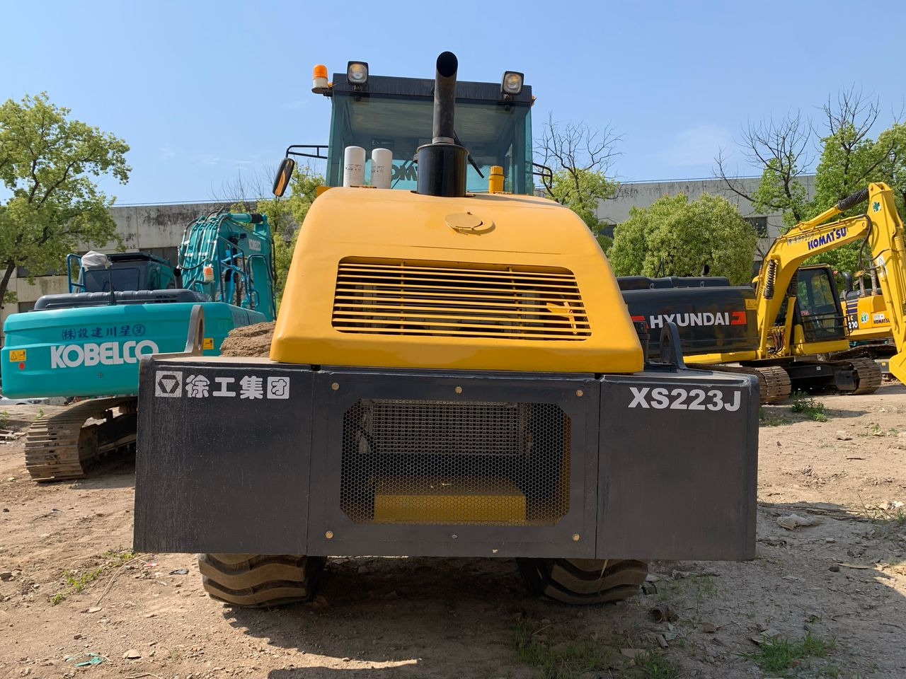 XCMG XS223J - Дорожный каток: фото 5 XCMG XS223J - Дорожный каток: фото 5