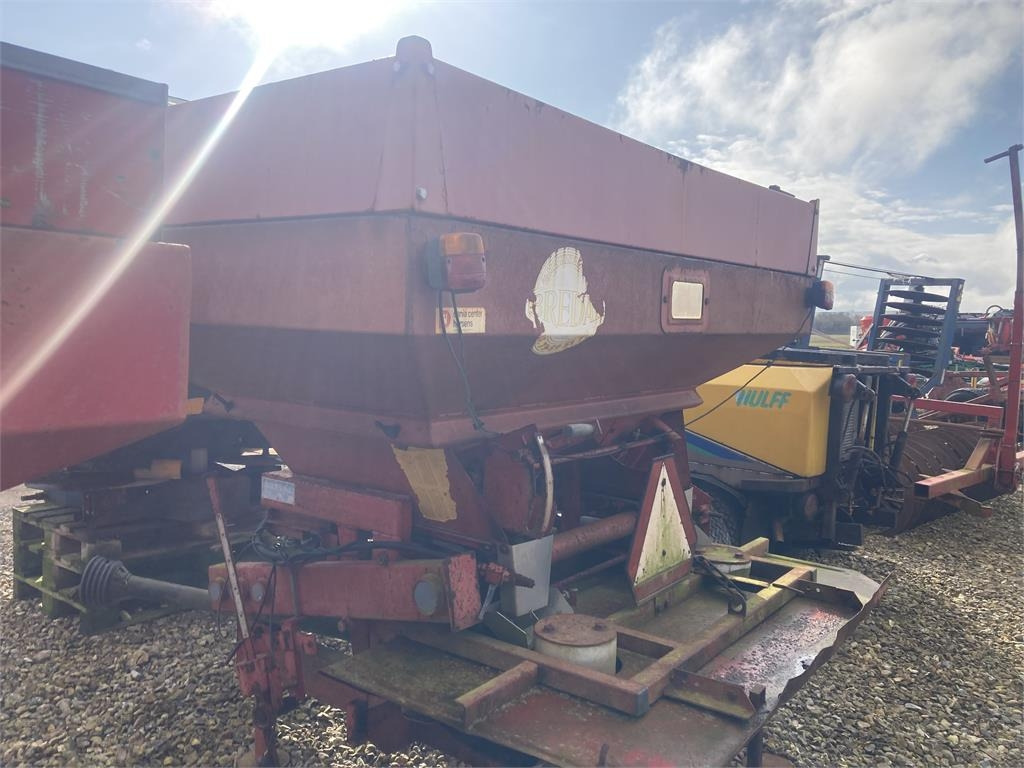 Bredal B2 LIFTOPHÆNGT - Разбрасыватель удобрений: фото 2 Bredal B2 LIFTOPHÆNGT - Разбрасыватель удобрений: фото 2