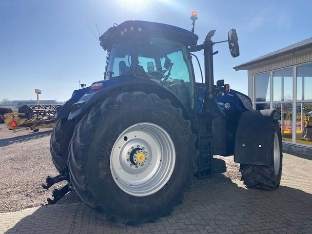 New Holland T7.315 HD AC NEW GEN - Трактор: фото 4 New Holland T7.315 HD AC NEW GEN - Трактор: фото 4