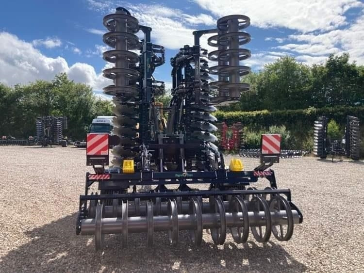 Agro - TOM 6 Meter discharve - Дисковая борона: фото 4 Agro - TOM 6 Meter discharve - Дисковая борона: фото 4