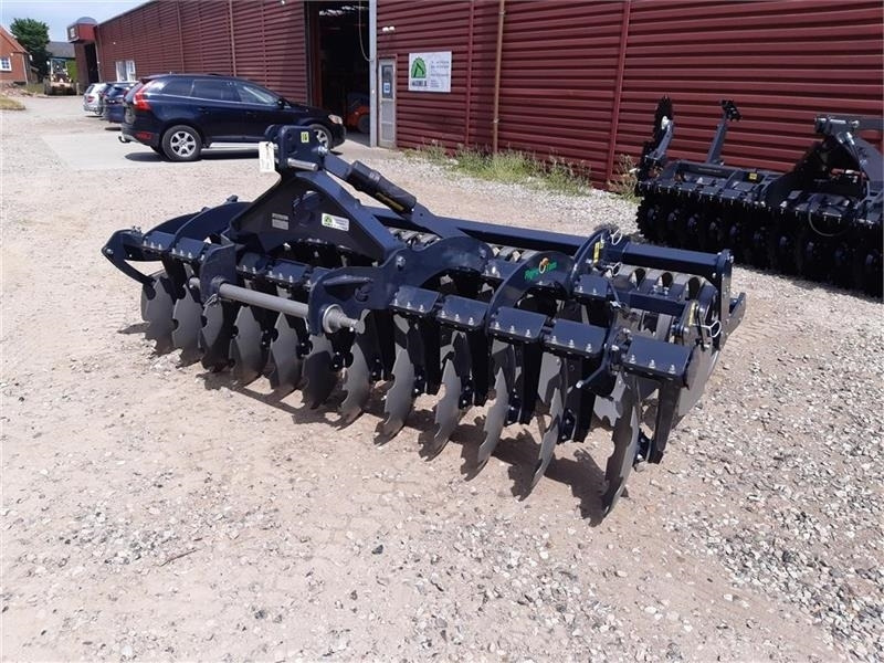 Agro-Tom 3 meters - Дисковая борона: фото 1 Agro-Tom 3 meters - Дисковая борона: фото 1