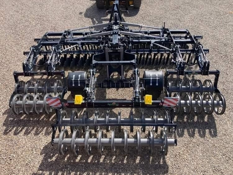 Agro-Tom 6 Meter discharve - Дисковая борона: фото 1 Agro-Tom 6 Meter discharve - Дисковая борона: фото 1