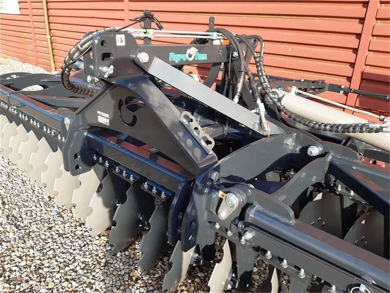 Agro-Tom 6 Meter discharve - Дисковая борона: фото 4 Agro-Tom 6 Meter discharve - Дисковая борона: фото 4