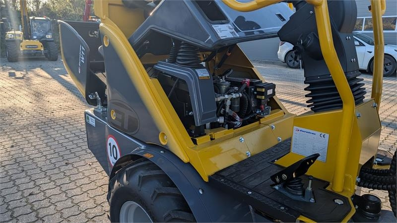 Компактный фронтальный погрузчик Eurotrac W11: фото 16