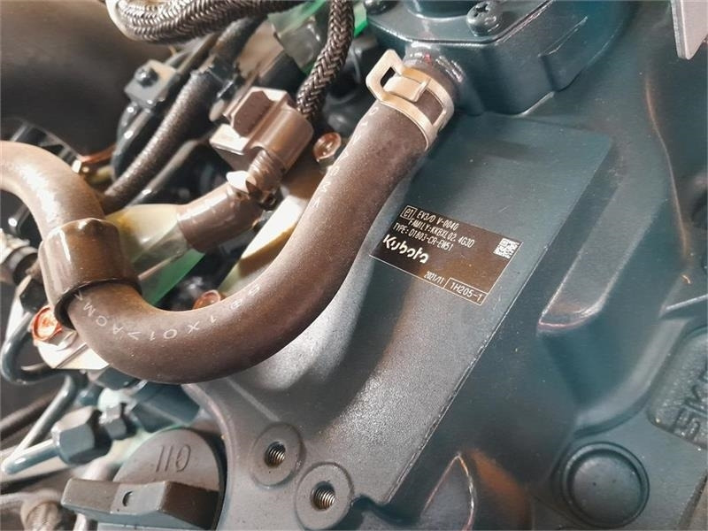 Eurotrac W12  - Компактный фронтальный погрузчик: фото 5 Eurotrac W12  - Компактный фронтальный погрузчик: фото 5