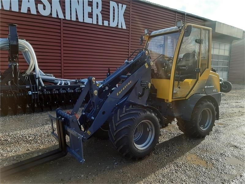 Eurotrac W12 F mellem tårn - Компактный фронтальный погрузчик: фото 5 Eurotrac W12 F mellem tårn - Компактный фронтальный погрузчик: фото 5