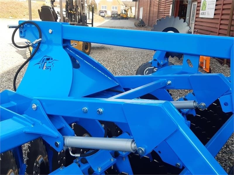 Inter-Tech Diskharve 4 meter med lift - Дисковая борона: фото 5 Inter-Tech Diskharve 4 meter med lift - Дисковая борона: фото 5