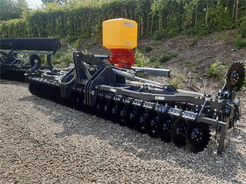 Inter-Tech disc harve med frø udstyr - Дисковая борона: фото 1 Inter-Tech disc harve med frø udstyr - Дисковая борона: фото 1