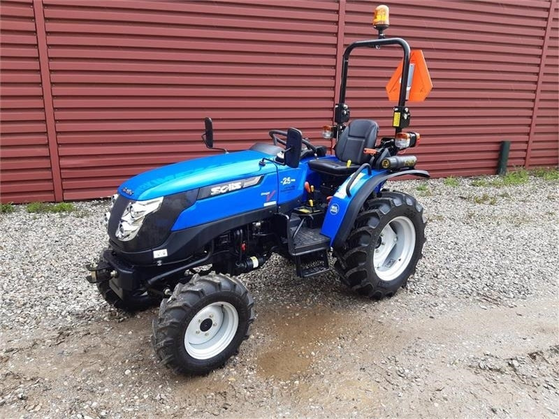Solis 26 servostyring og brede traktor dæk - Коммунальный трактор: фото 1 Solis 26 servostyring og brede traktor dæk - Коммунальный трактор: фото 1
